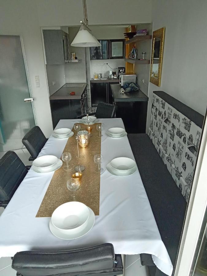 Liege Centre Mediacite Appartement Possible Parking Terrasse Immense 8Eme Pour 2 Personnes Esterno foto